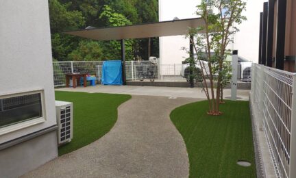 2023.6 横浜市泉区　天然芝から人工芝にお庭をリフォームしました。